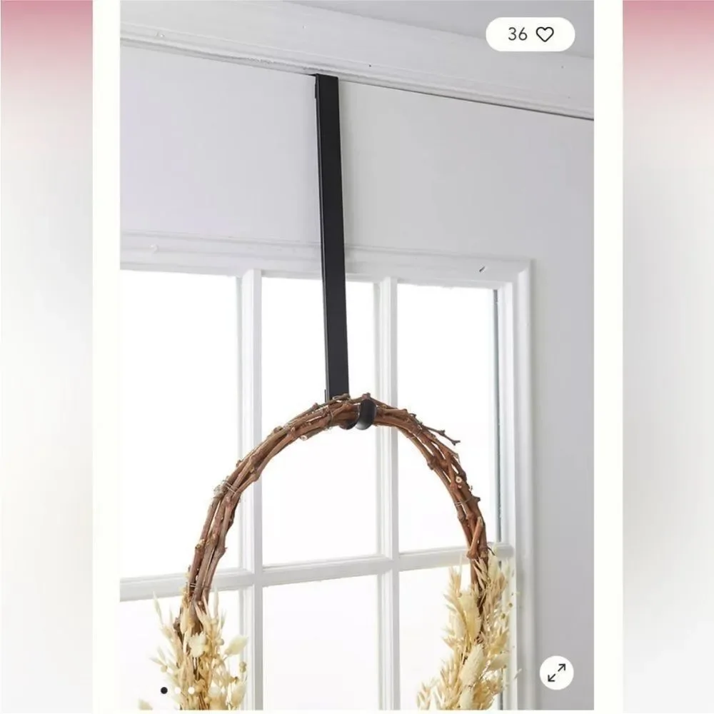 Anthropologie x Terrain Adjustable Wreath Hanger Bronze Color